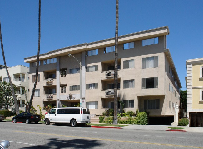 The Savoy in Beverly Hills, CA - Building Photo - Building Photo