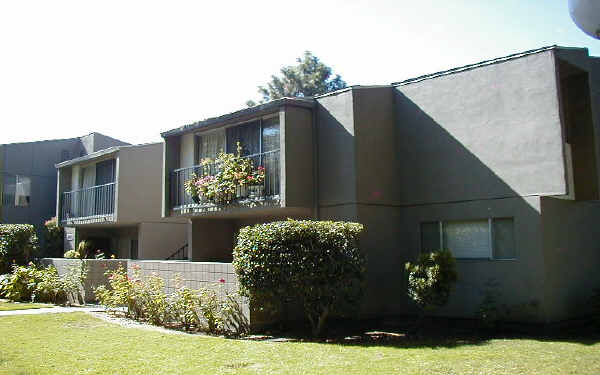 El Rancho Verde in San Jose, CA - Foto de edificio - Building Photo