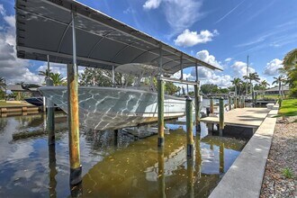 4409 Crews Ct in Port Charlotte, FL - Building Photo - Building Photo