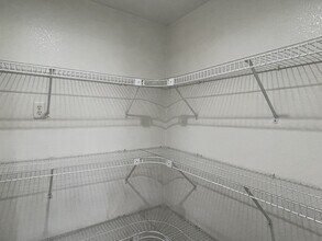 10689 W 13th Ave in Lakewood, CO - Building Photo - Building Photo