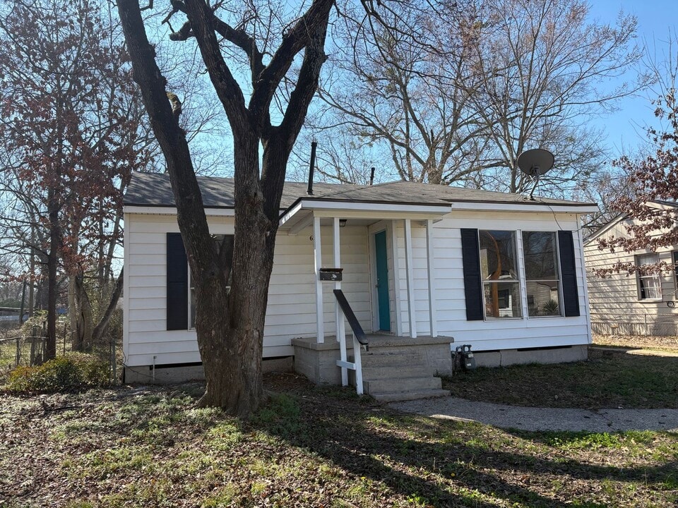 622 W 75th St in Shreveport, LA - Building Photo