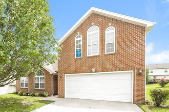 151 Mary Joe Martin Dr in La Vergne, TN - Building Photo - Building Photo