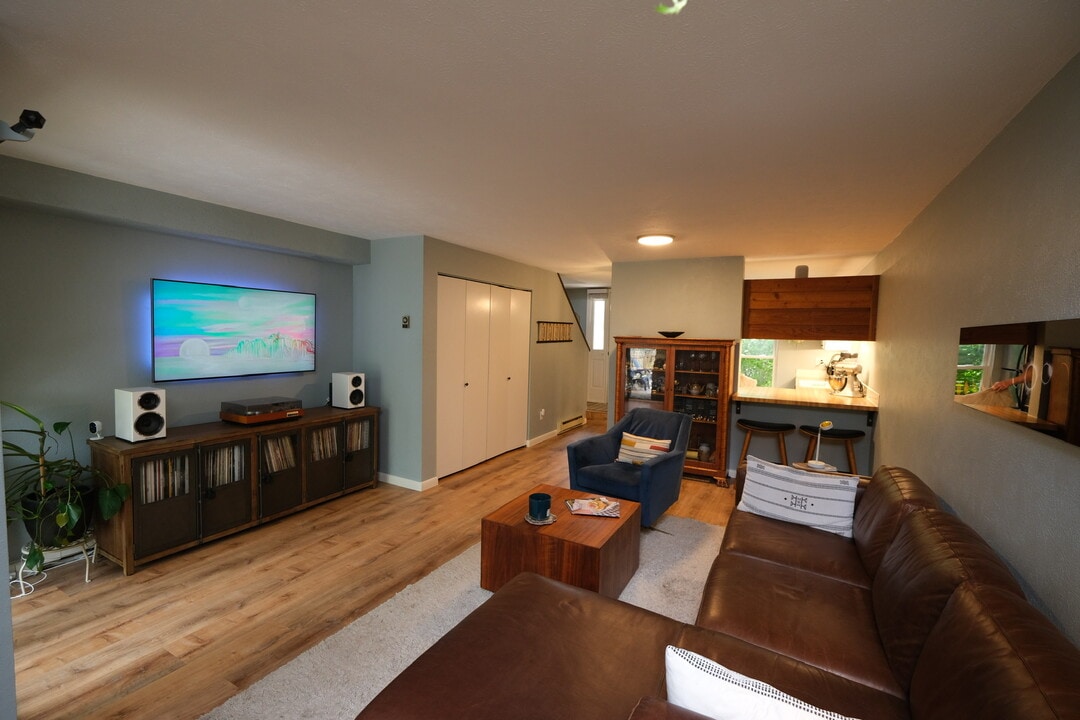 4725 W Moorhead Cir in Boulder, CO - Building Photo