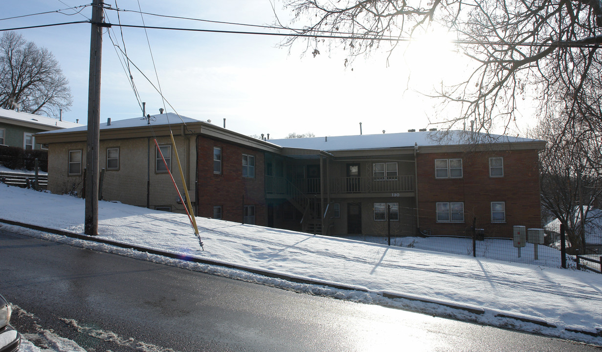 130 Nicholas St in Council Bluffs, IA - Building Photo