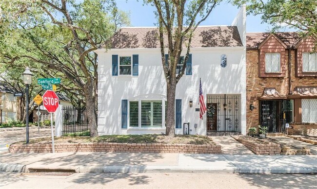 property at 8638 Oakford Dr
