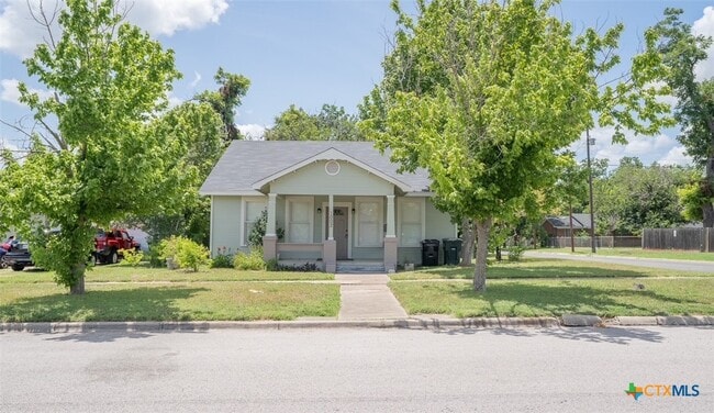 1002 S 13th St in Temple, TX - Building Photo - Building Photo