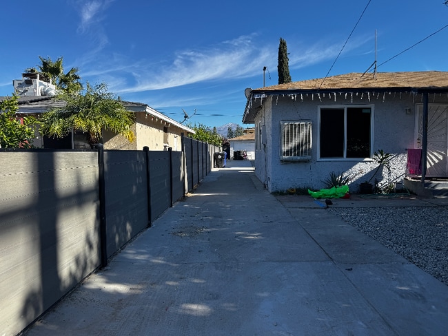 7367 Golondrina Dr in San Bernardino, CA - Building Photo - Building Photo