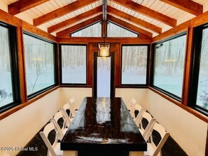 34 Ruggles Rd in Saratoga Springs, NY - Building Photo - Building Photo