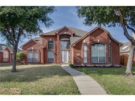 3825 Cochran Dr in Carrollton, TX - Building Photo
