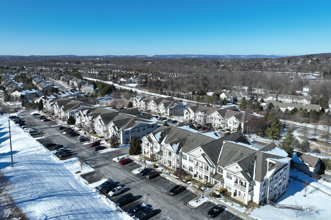 Van Wyck Mews in Fishkill, NY - Building Photo - Building Photo