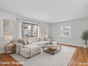 249 Sunnyridge Ave in Fairfield, CT - Building Photo - Building Photo