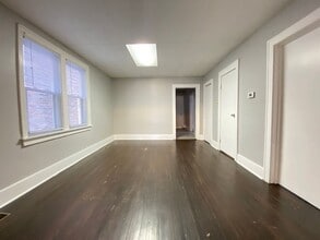 2240 White Oak Ave in Whiting, IN - Building Photo - Building Photo