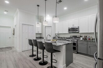 1155 SW Bent Pine Cove in Port St. Lucie, FL - Building Photo - Building Photo