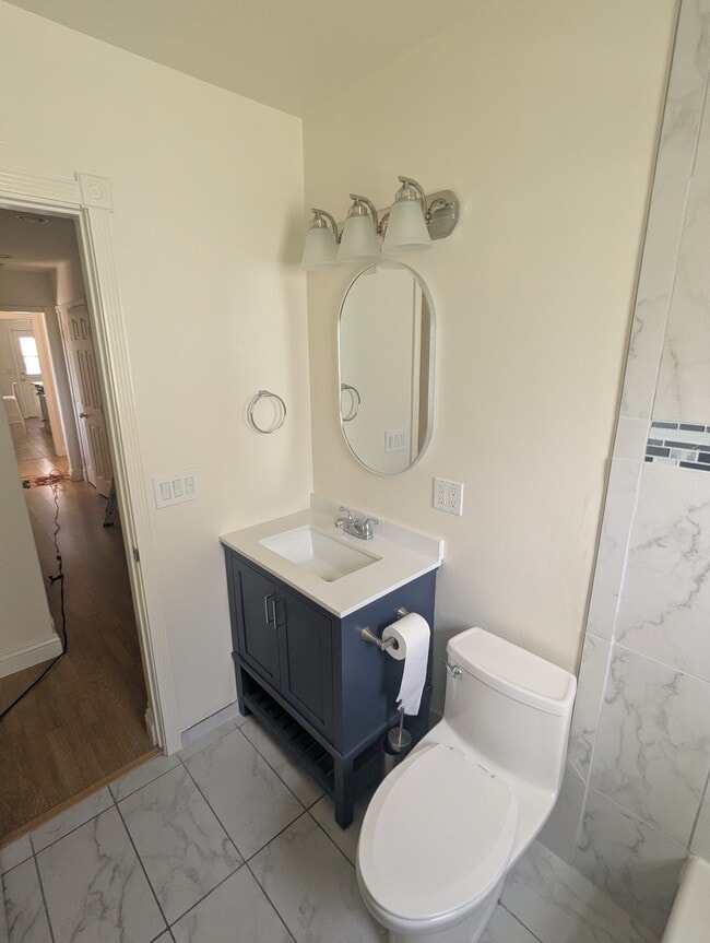 14443 LA PLUMA DR in La Mirada, CA - Foto de edificio - Building Photo