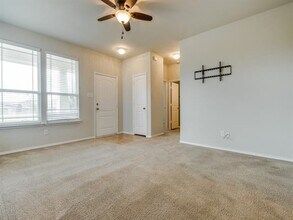 1909 Myers Ct in Providence Village, TX - Building Photo - Building Photo