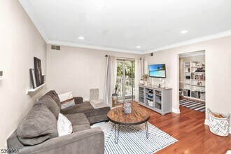 52 Brookside Ln in Mount Arlington, NJ - Building Photo - Building Photo