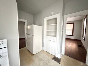 1415 Beech Ave in Cincinnati, OH - Building Photo - Building Photo