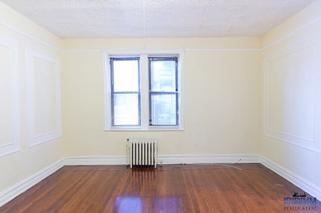 1116 Anna St in Elizabeth, NJ - Foto de edificio - Building Photo