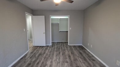 1812 23rd Ave SE in Norman, OK - Foto de edificio - Building Photo