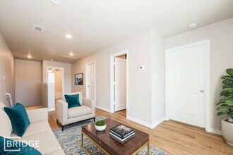 1057 W Golden Ln in Burleson, TX - Building Photo - Building Photo