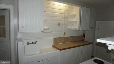 276 E Main St in Westminster, MD - Building Photo - Building Photo