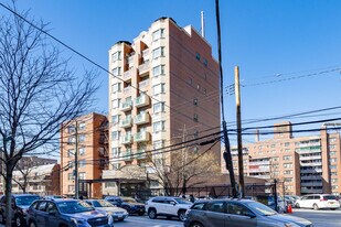 Maple Tower in Flushing, NY - Building Photo