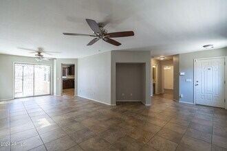 2873 E Bart St in Gilbert, AZ - Building Photo - Building Photo