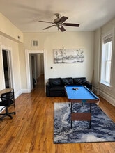 1458 N Maplewood Ave in Chicago, IL - Building Photo - Building Photo