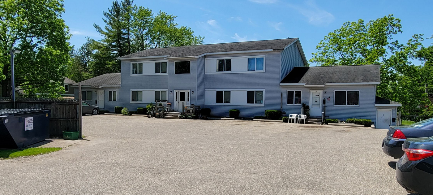 Ingalls Apartments in Petoskey, MI - Building Photo