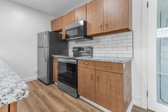 531 Burleigh Ave in Norfolk, VA - Building Photo - Building Photo
