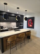 1924-126A 26a St SW in Calgary, AB - Building Photo - Building Photo