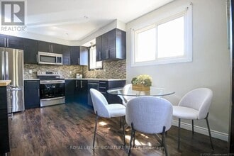 33 Behan St in Hamilton, ON - Building Photo - Building Photo