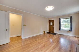 3219 NE 90th St in Seattle, WA - Building Photo - Building Photo