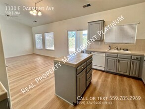 1130 E Oakmont Ave in Fresno, CA - Building Photo - Building Photo