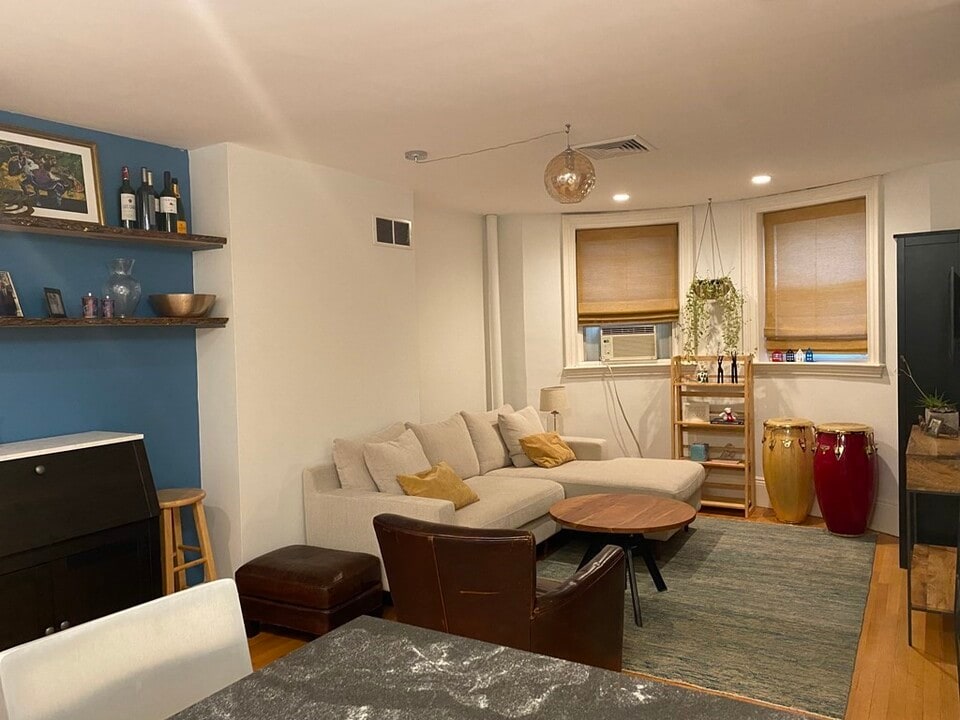 89 Warren Ave, Unit 1 in Boston, MA - Building Photo