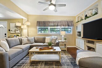 10314 66th Ave in Seminole, FL - Building Photo - Building Photo