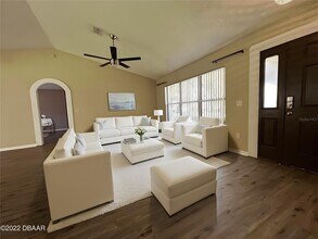 4039 N Waterbridge Cir in Port Orange, FL - Building Photo - Building Photo