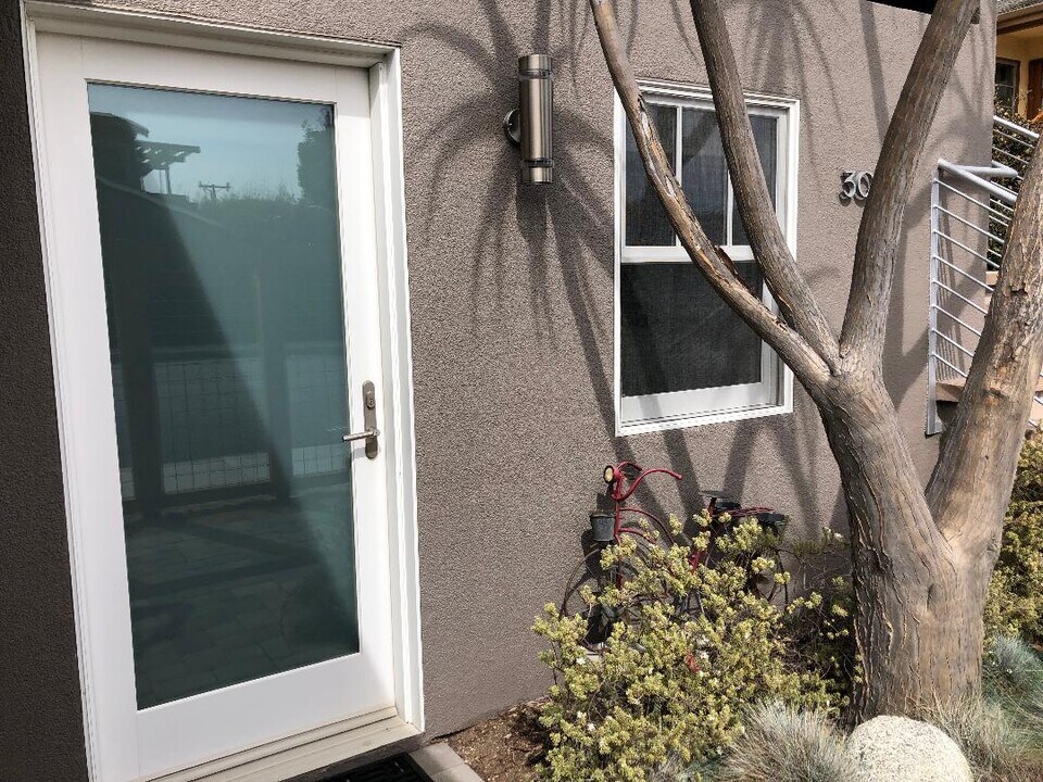 3009 Linda Ln in Santa Monica, CA - Foto de edificio