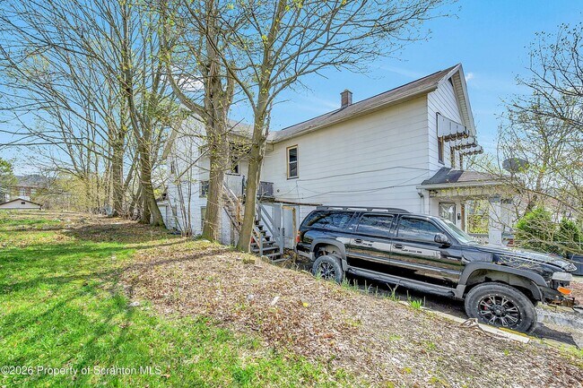 1019 S Webster Ave in Scranton, PA - Building Photo - Building Photo