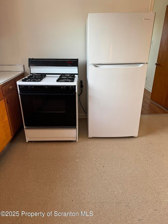 property at 901 S Webster Ave