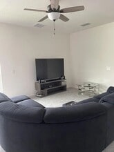 1328 Yorkdale Rd in Davenport, FL - Building Photo - Building Photo