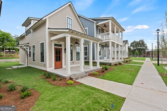 709 Jefferson St in Lagrange, GA - Building Photo - Building Photo