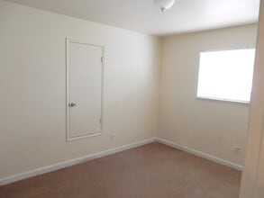 2237 33rd St, Unit 4 in Sacramento, CA - Building Photo - Building Photo