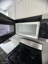 17 Teaneck Rd, Unit 2A in Ridgefield Park, NJ - Building Photo - Building Photo