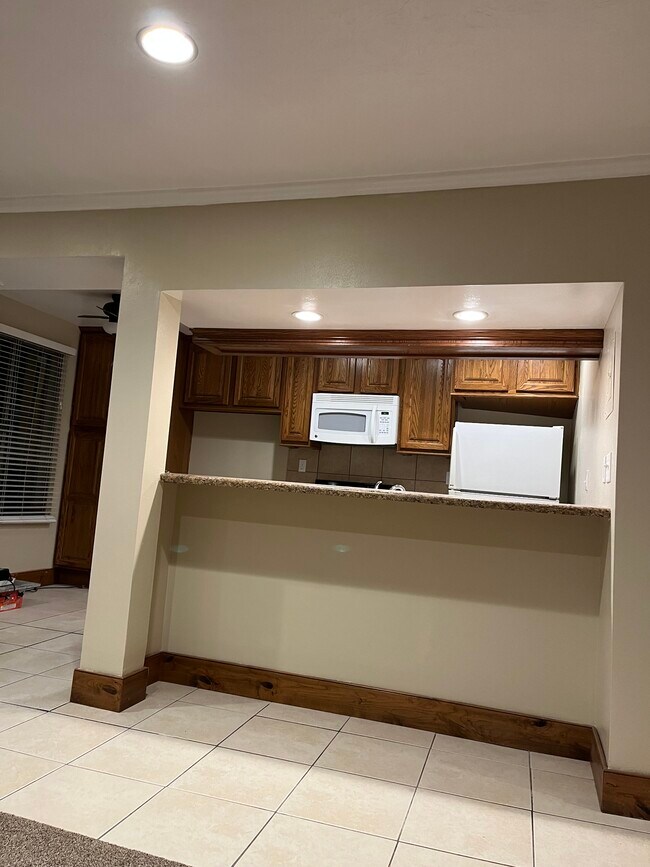 435 E Creekside Cir, Unit #B in Murray, UT - Foto de edificio - Building Photo
