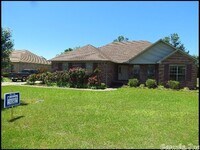 1515 Freyaldenhoven Ln