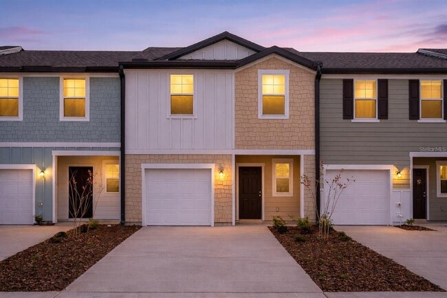 property at 5942 Chestnut Grv Pl