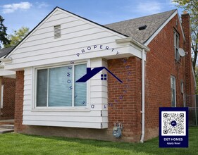 8234 Meyers Rd in Detroit, MI - Building Photo - Building Photo