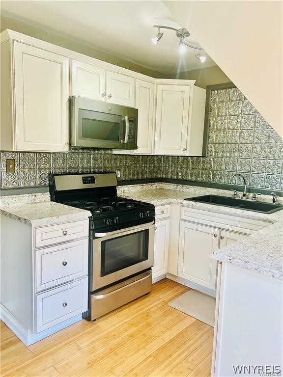 412 Lafayette Ave in Buffalo, NY - Building Photo - Building Photo