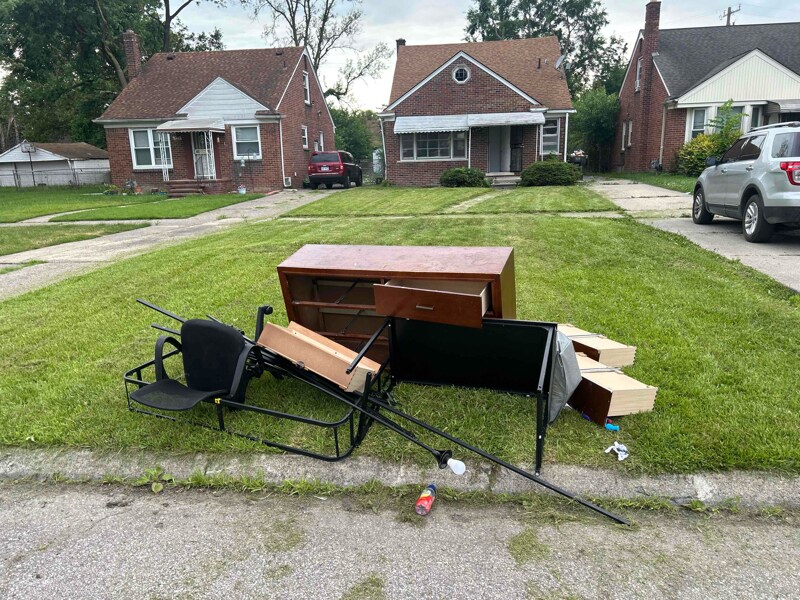 18299 Glastonbury Rd in Detroit, MI - Building Photo